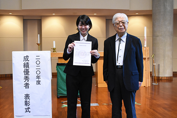 金田百香さん(3年次)