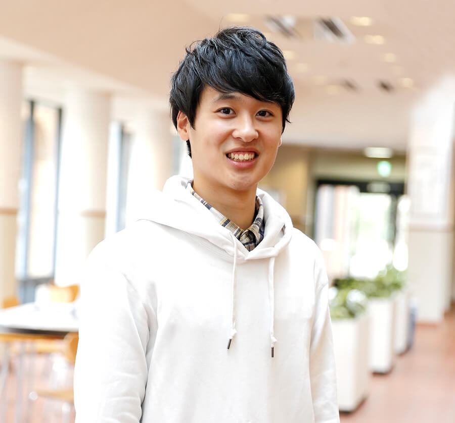 河端 亮平さん